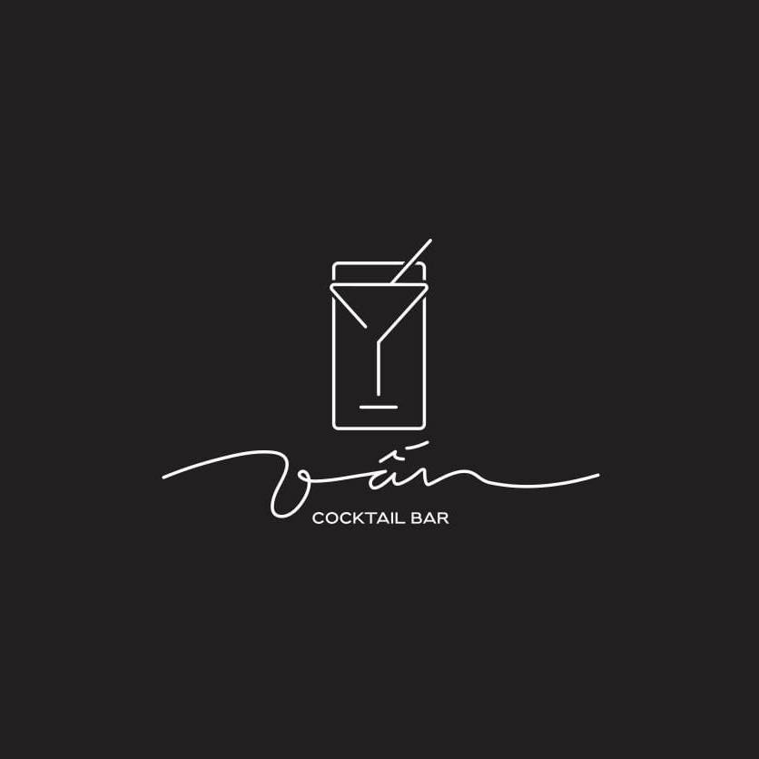 VẤN COCKTAIL BAR